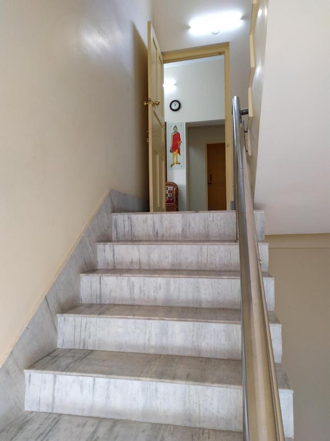 Chandannagore Guest House Калькутта Экстерьер фото