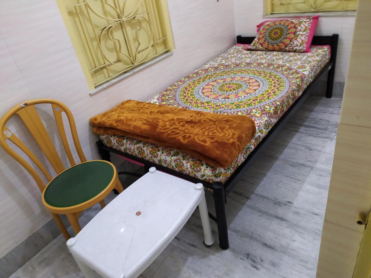 Chandannagore Guest House Калькутта Экстерьер фото