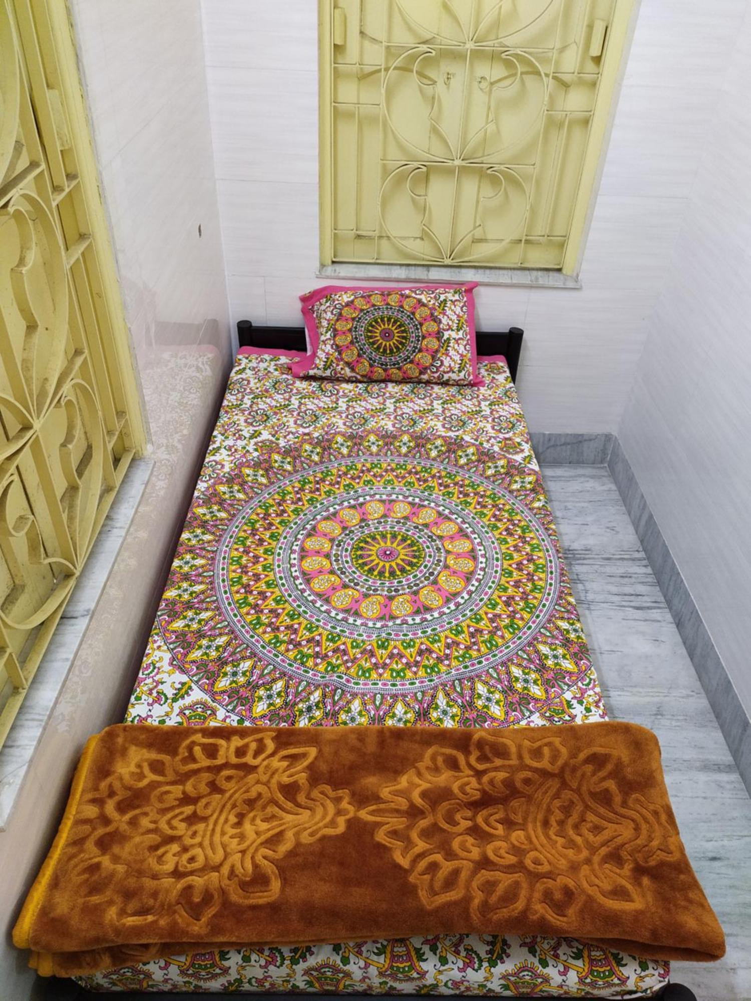 Chandannagore Guest House Калькутта Экстерьер фото